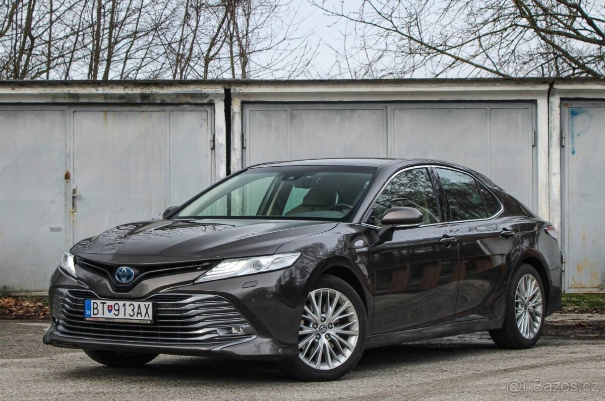 Toyota Camry 2.5 Hybrid Executive e-CVT
