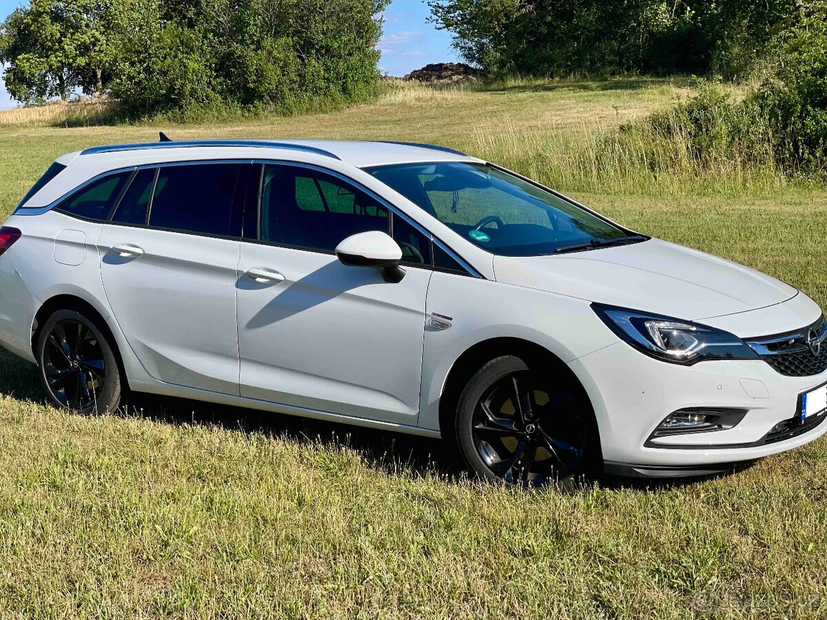 Opel Astra Sports Tourer+ 1.6 CDTI - 100kW