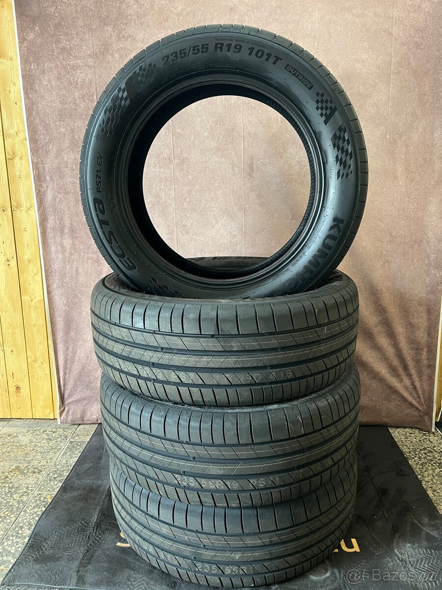 235/55 R19 pneu (PP1)