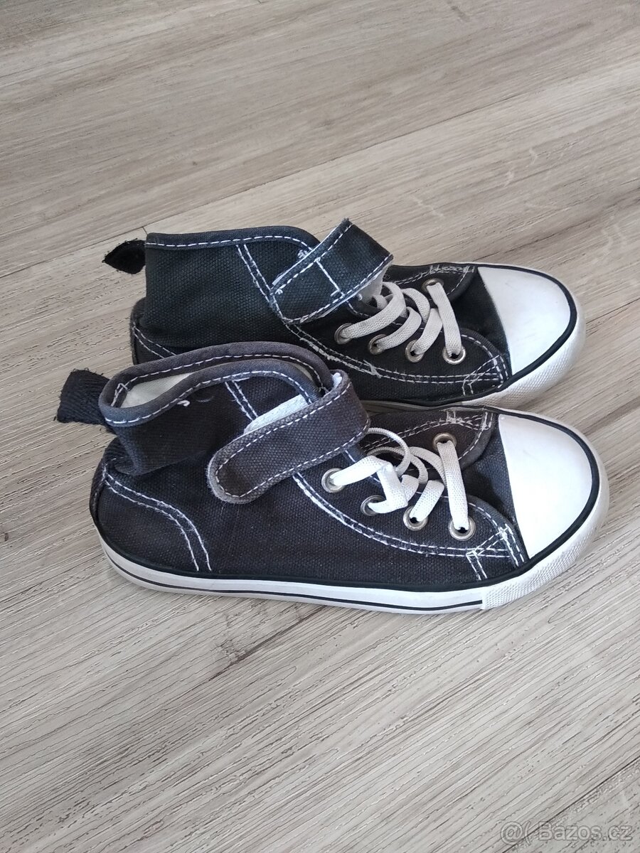 Dětské kecky velikost 28