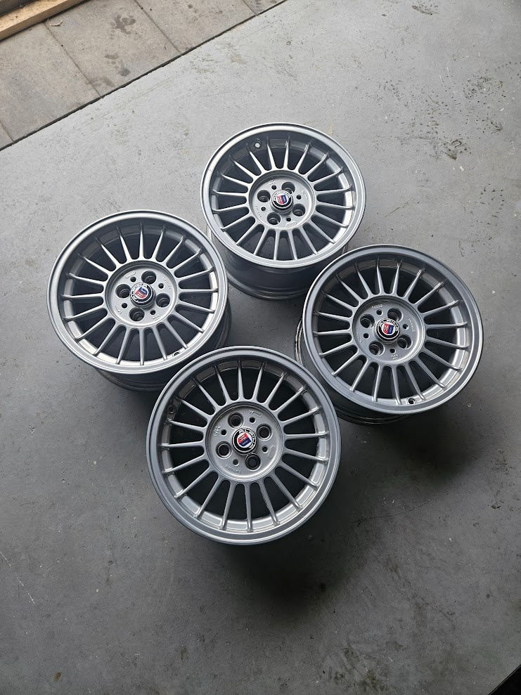kola alpine r15 4x100