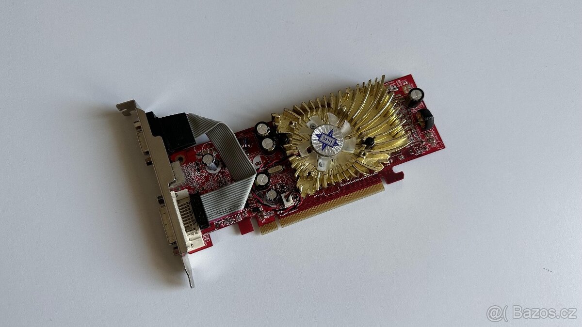 MSI GeForce 7300GS / 256MB / PCI-E