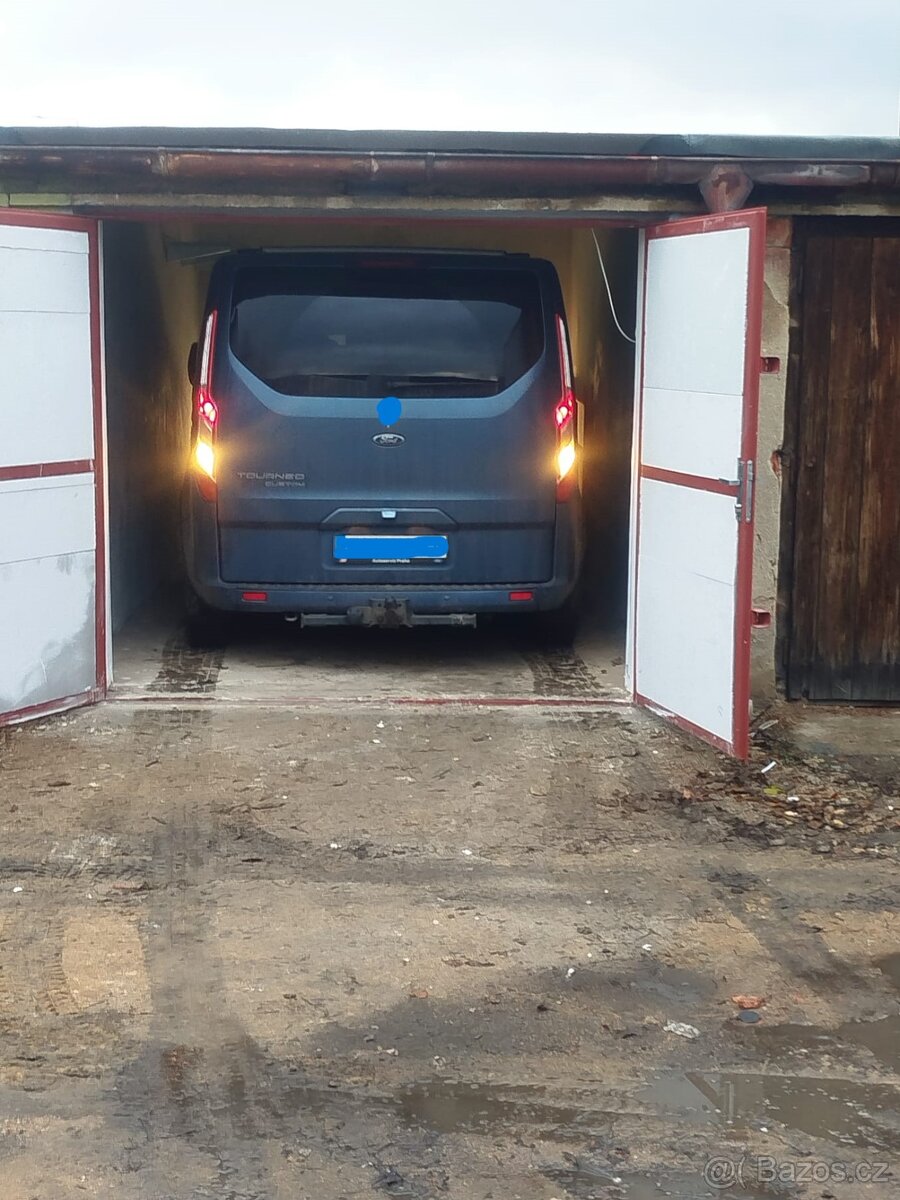 Pronajmu garáž