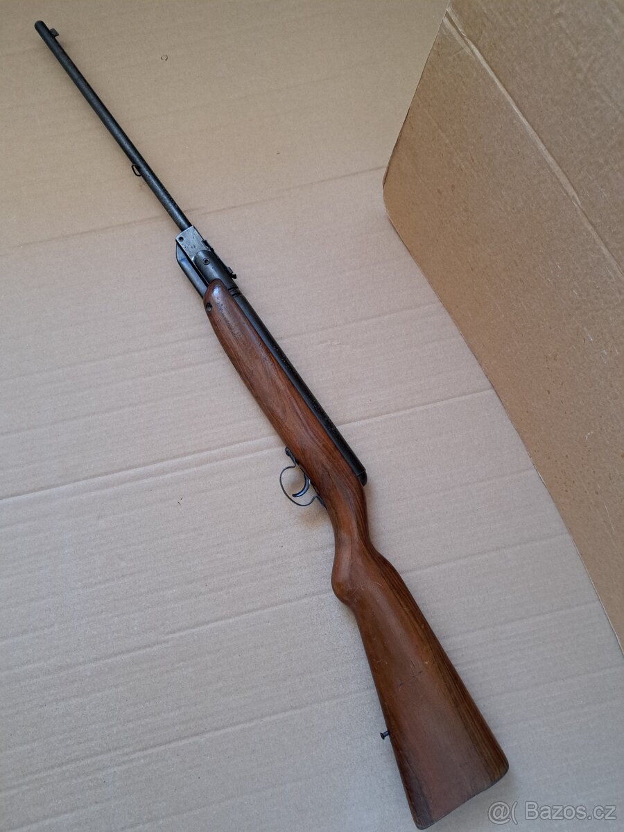 Vzduchovka CZ 803