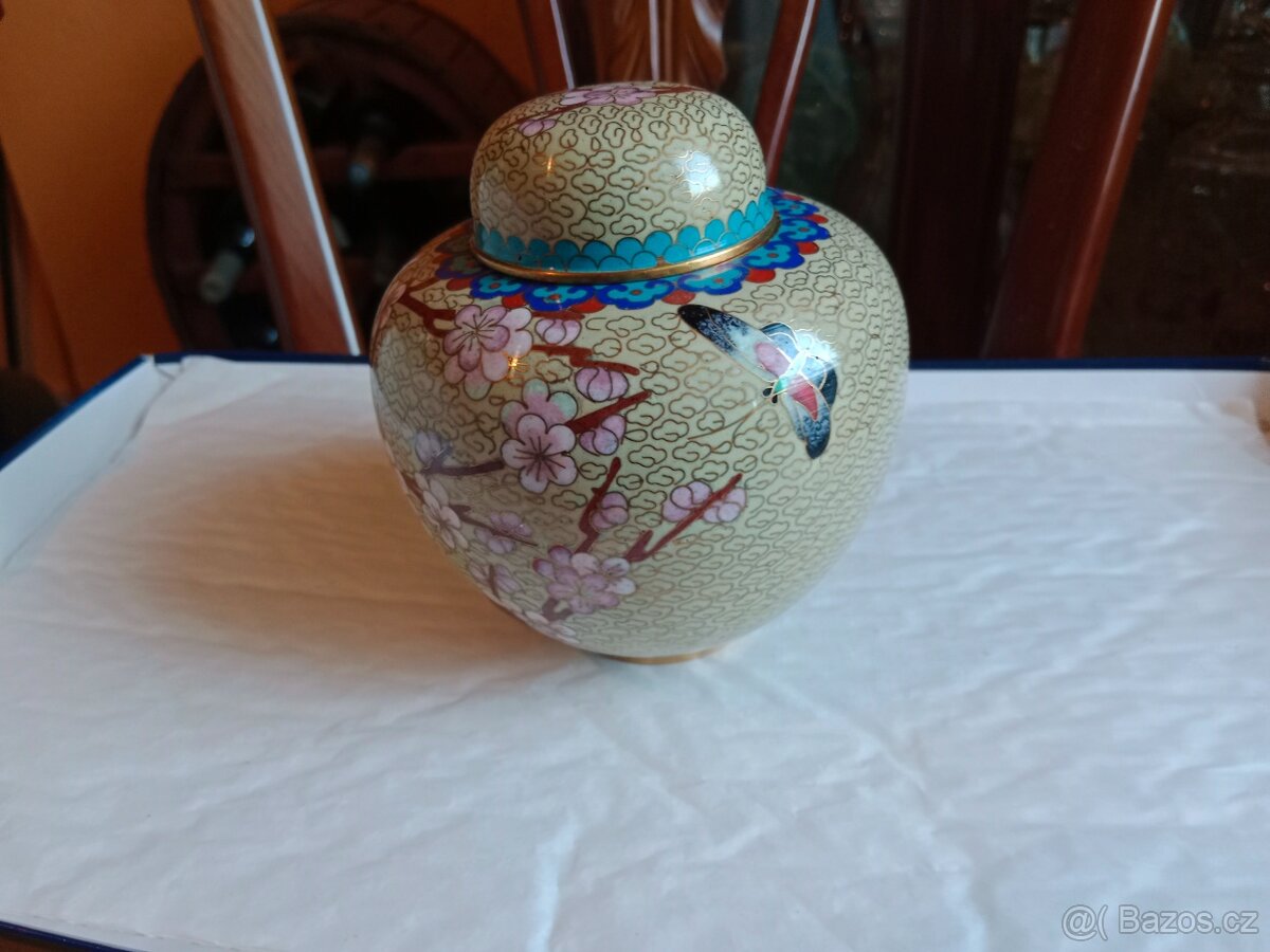 Pěkná smaltovaná doza- Cloisonné