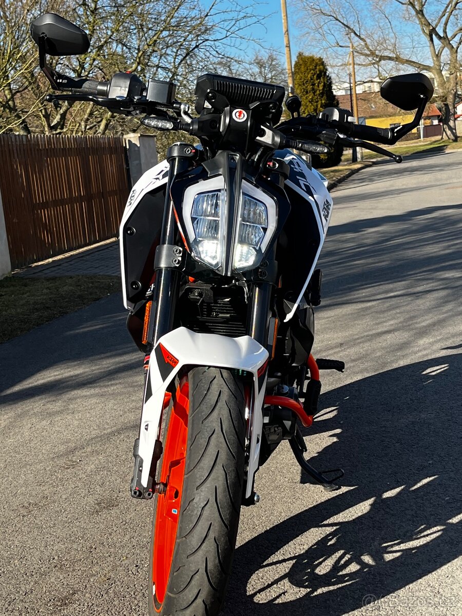 KTM DUKE 390