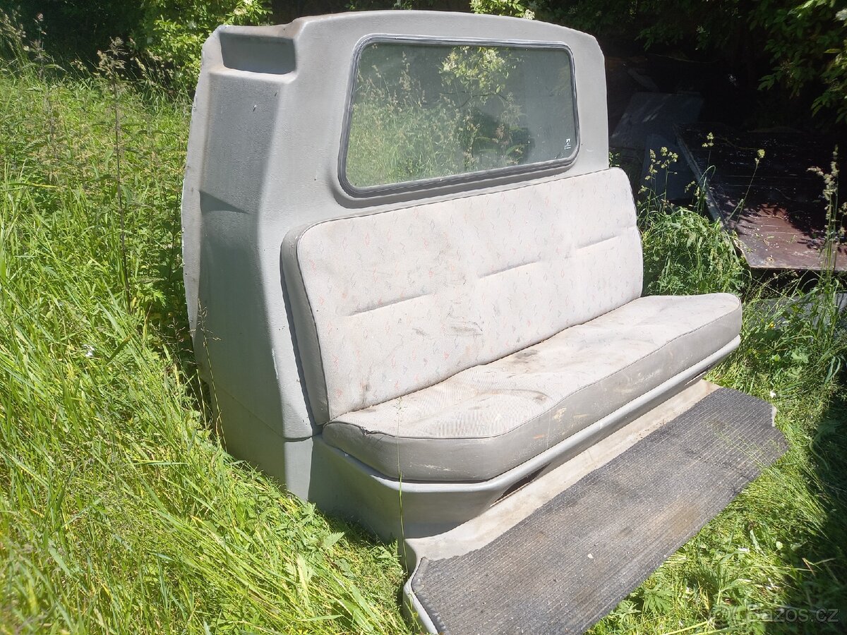 Laminátová přepážka VW Transporter T4