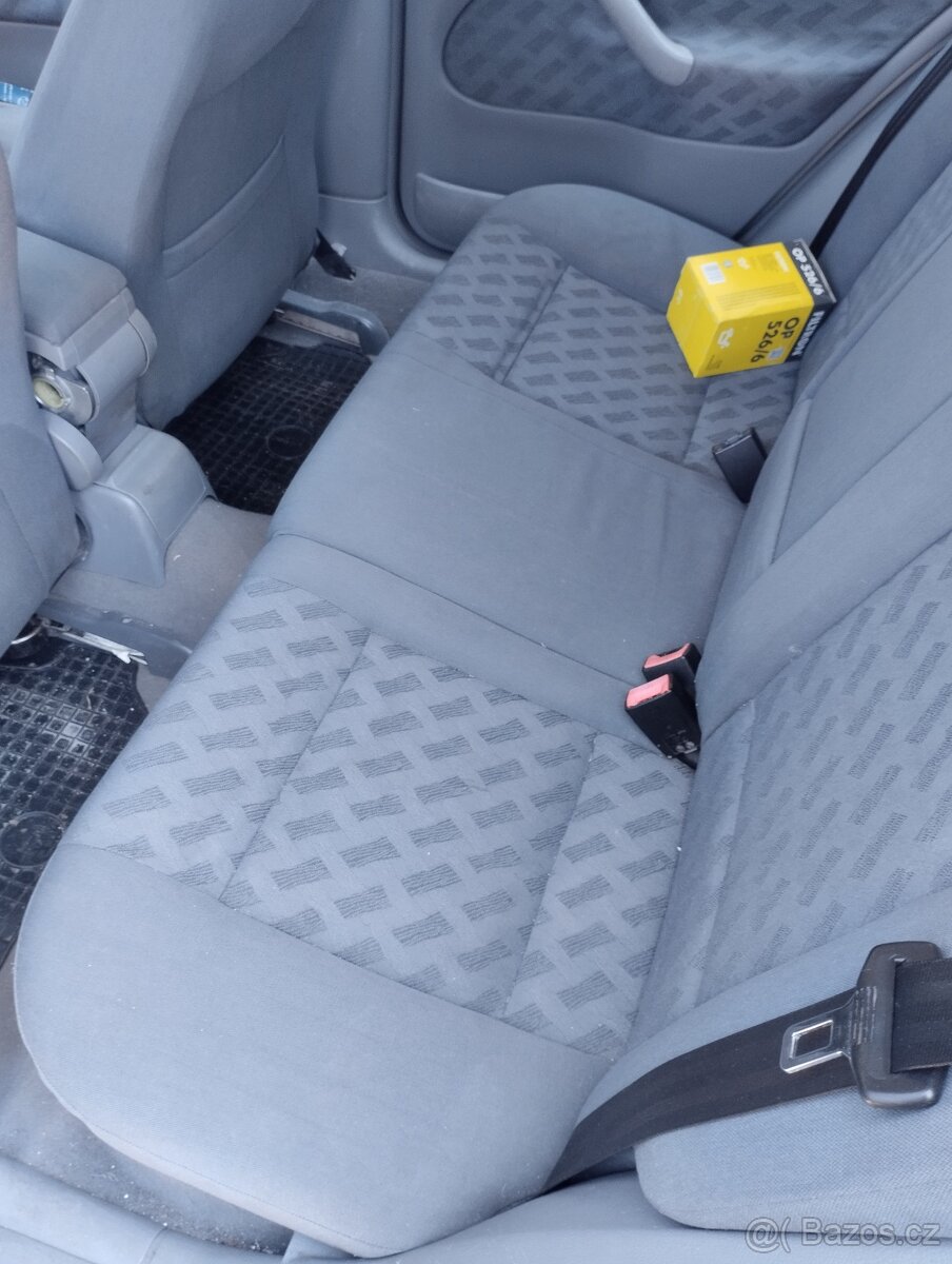 Škoda Octavia 1.6 benzin
