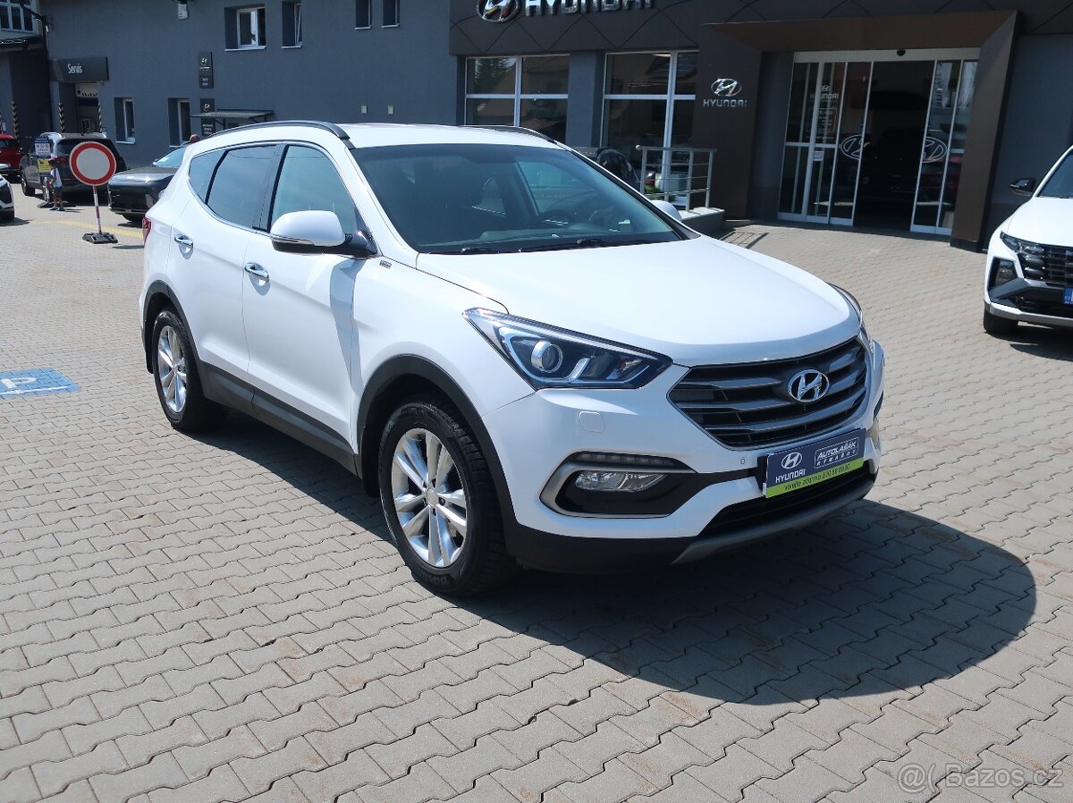 Hyundai Santa Fe 2.2CRDi 147kW 4x4 AUTOMAT 7MÍST TAŽNÉ 1MAJ