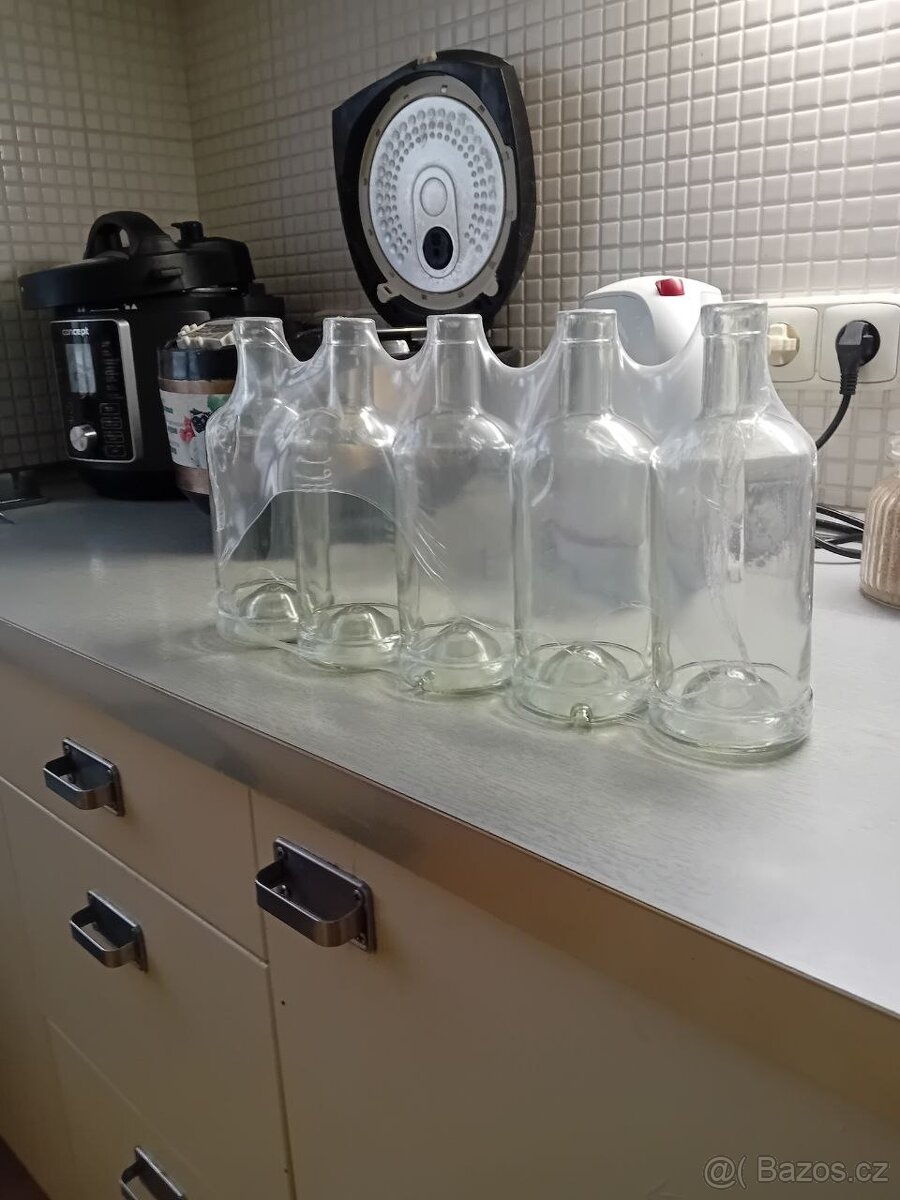 Lahve na alkohol