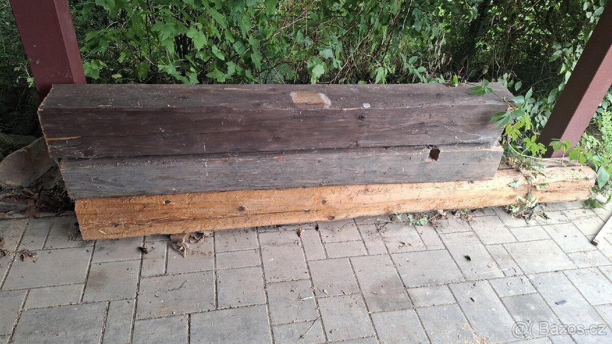 Staré dekorační trámy 3ks