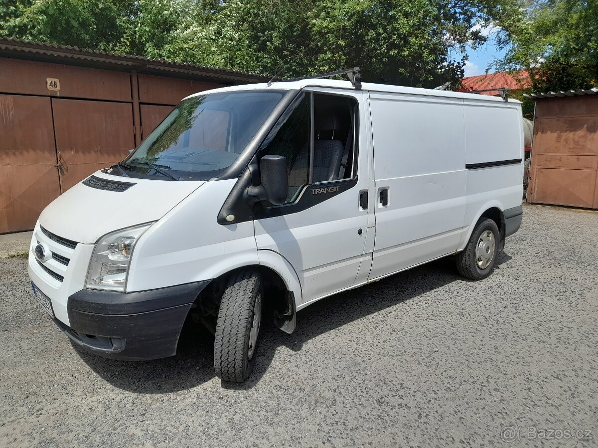 Prodám Ford Transit 2,2 TDCi 350 střední rozvor, 2x šoupačky