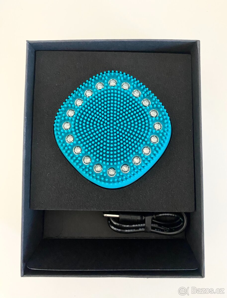 Foreo FAQ 301 masážní přístroj pro stimulaci růstu vlasů