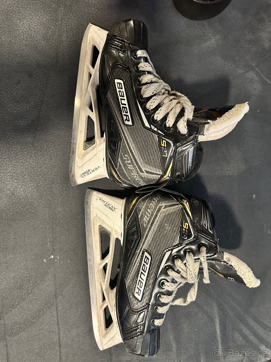 Brankářské brusle Bauer Supreme S27 vel.33.5