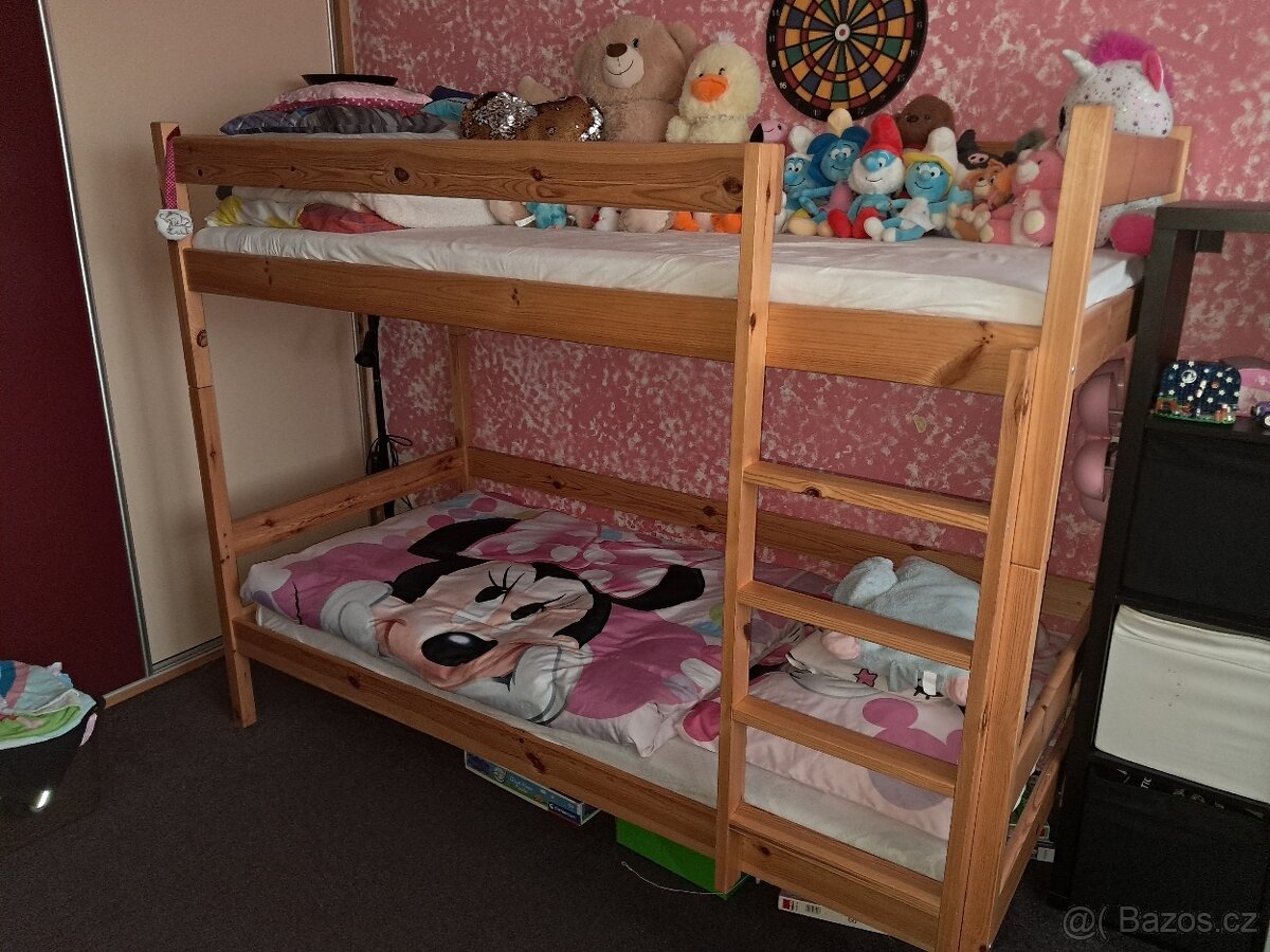 Dvoupatrová postel 200x90cm