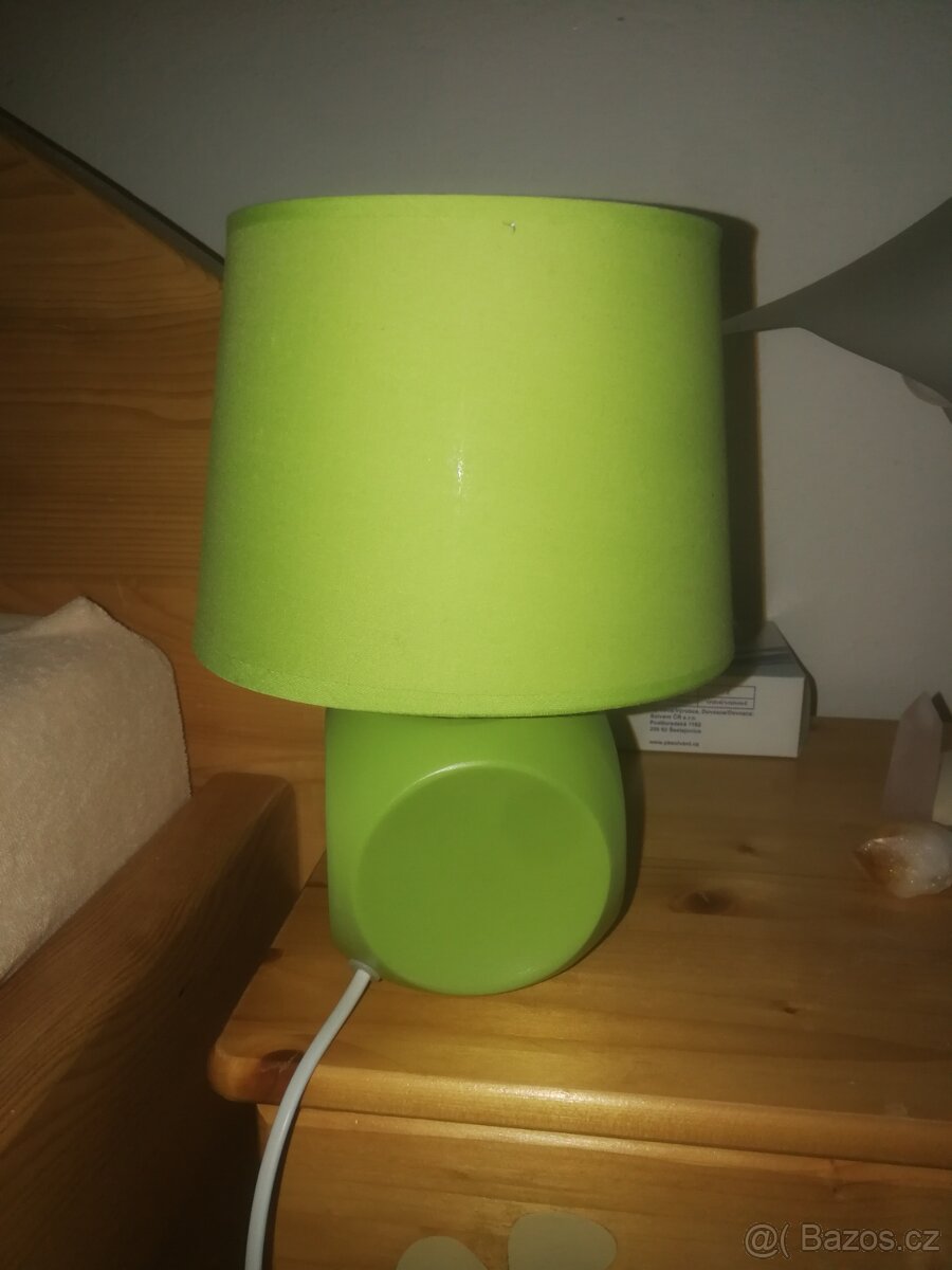 stolní lampička