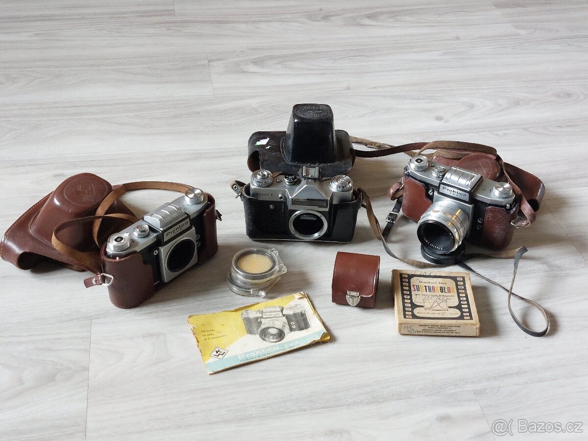 Praktica FX2 + Carl Zeiss Jena Tessar 2.8/50, Praktica FX3,