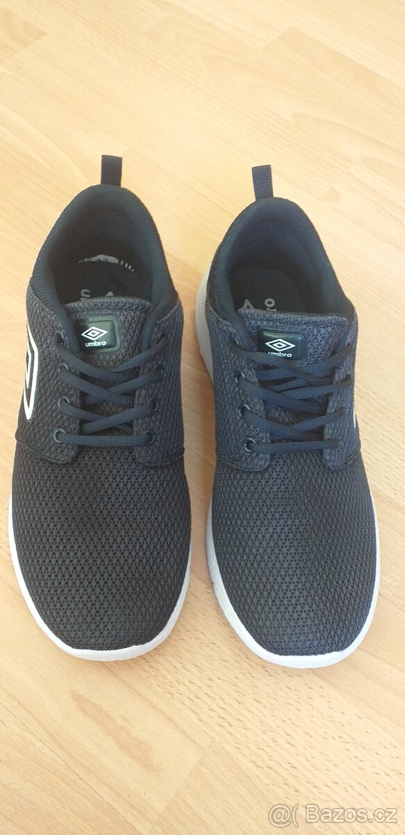 tenisky zn. Umbro