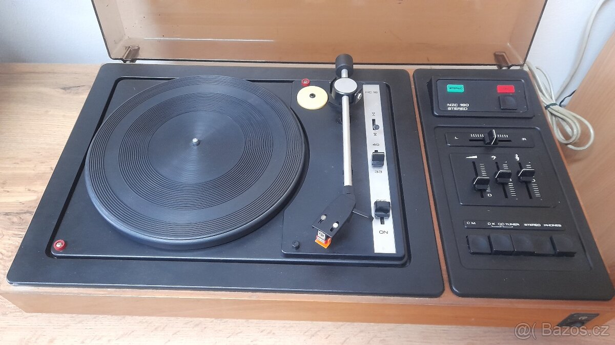 Gramofon Tesla NZC-160