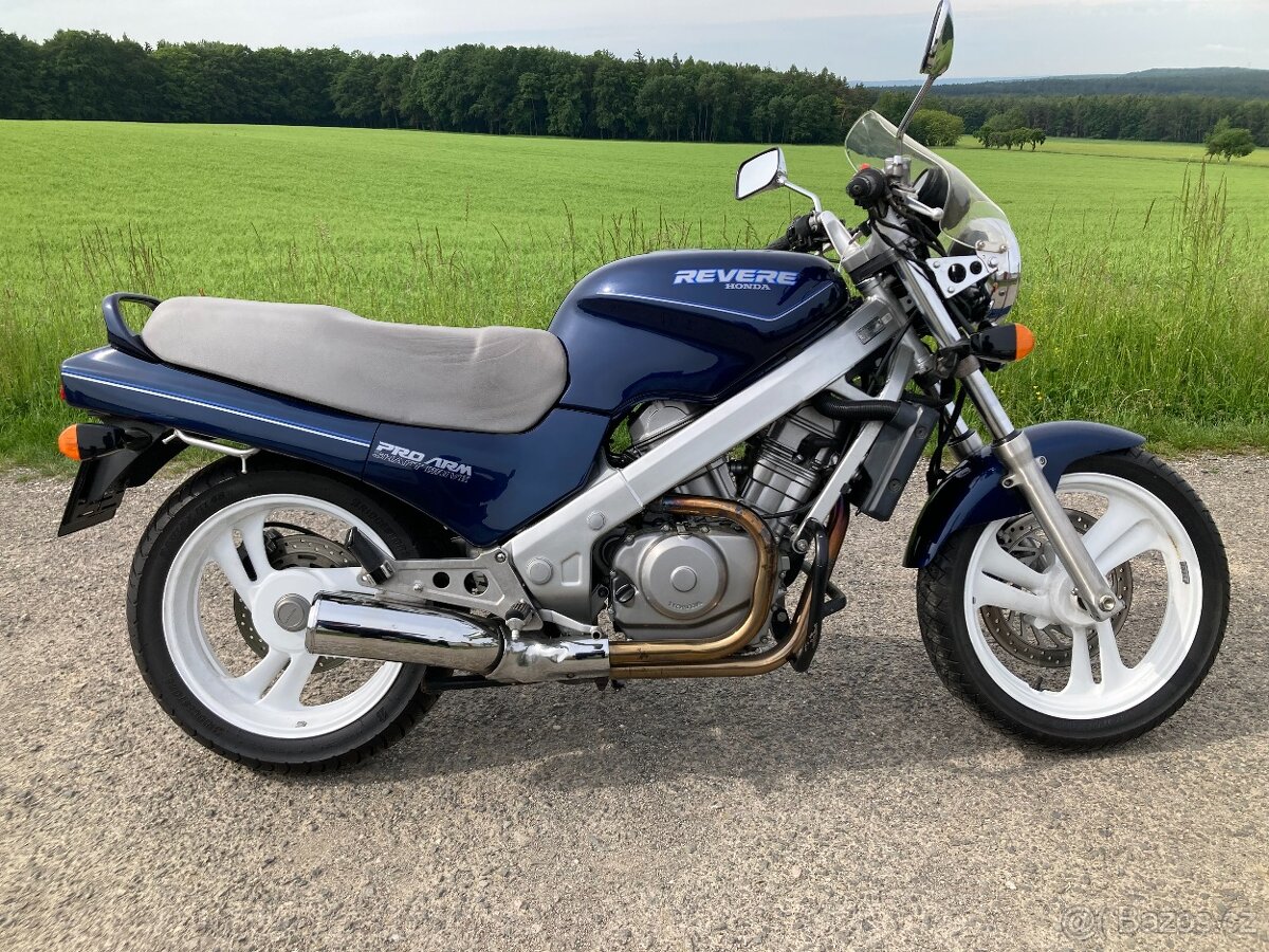 HONDA NTV 650 REVERE 37kW RV 1992 STK 09/2027