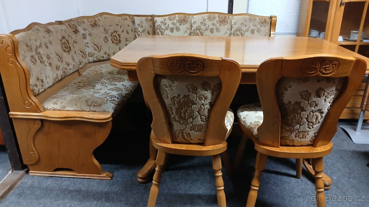 Masivní rustikální rohová lavice+2 židle+rozkládací stůl