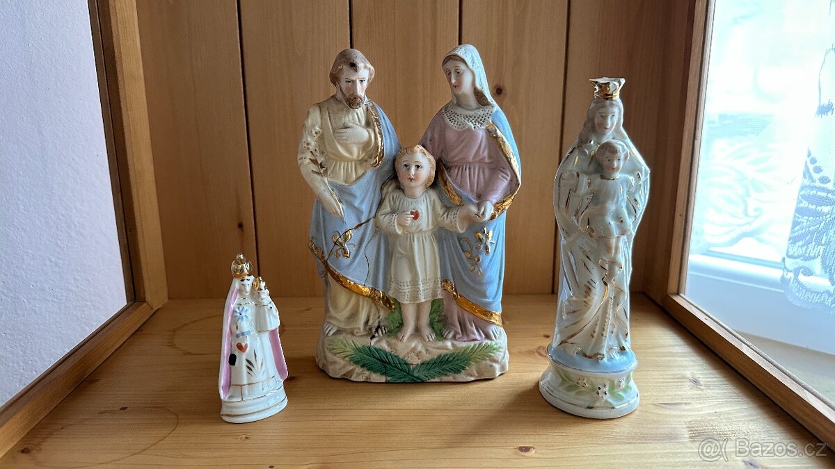 Tři svaté sošky - porcelán