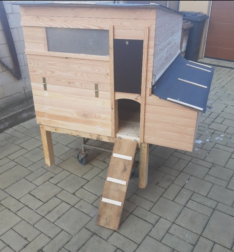 Kurník 10 až 15 slepic