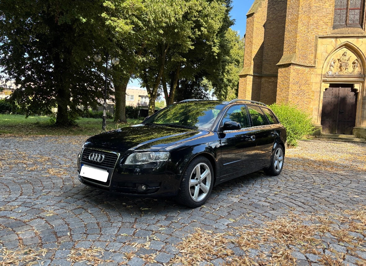 Audi A4 Avant 2.7 TDI 132 kW S line | 2006 | STK nová