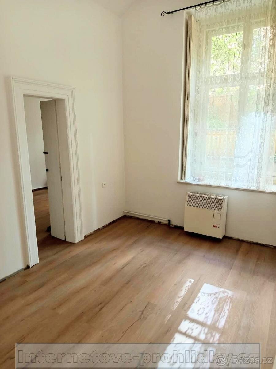 2+kk, P2 Vinohrady,  Římská BK000002W