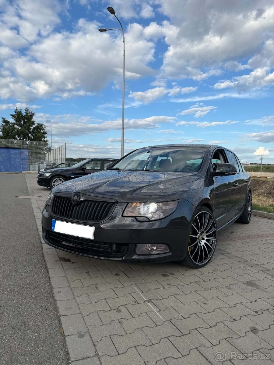 Škoda Superb 2/ Elegance /3.6i/ DSG /po GO