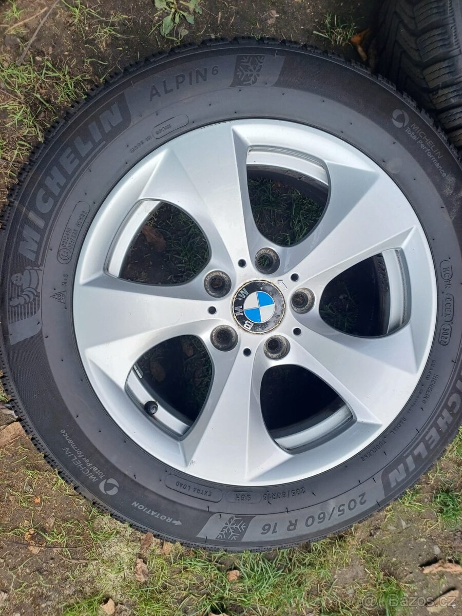 BMW styling 306 a zimni pneu Michelin R16