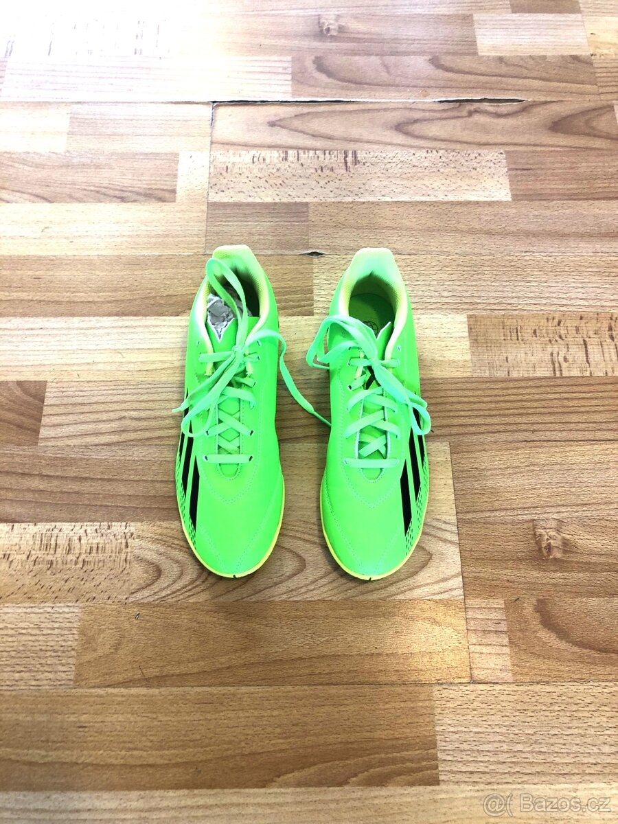 Futsalové boty Adidas, vel. 38