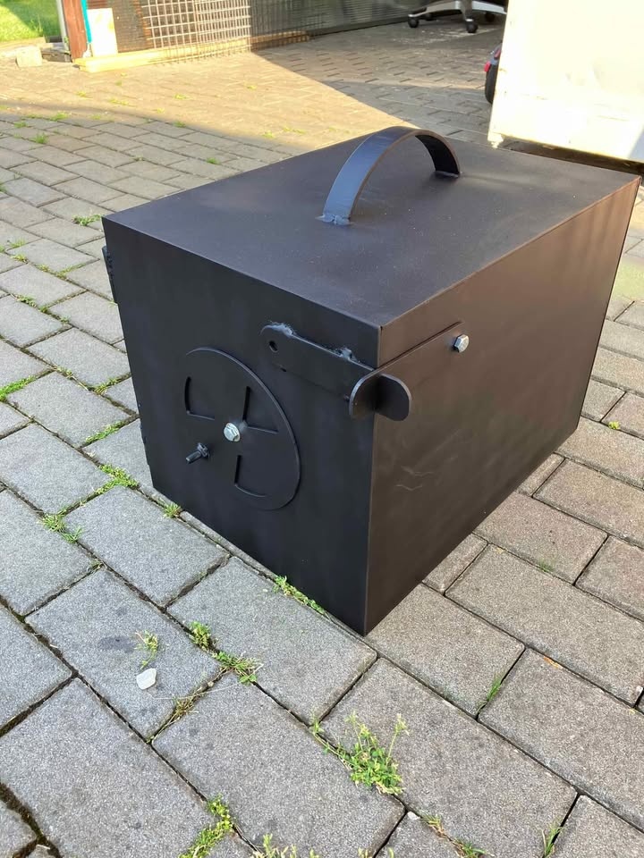 Topeniště k udírně