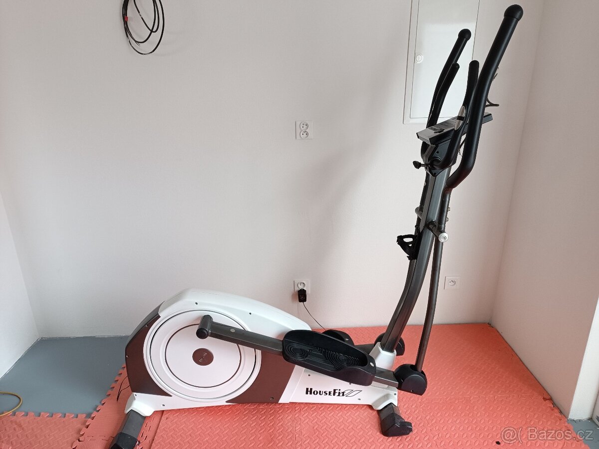 Eliptický trenažér HOUSEFIT MOTIO 70