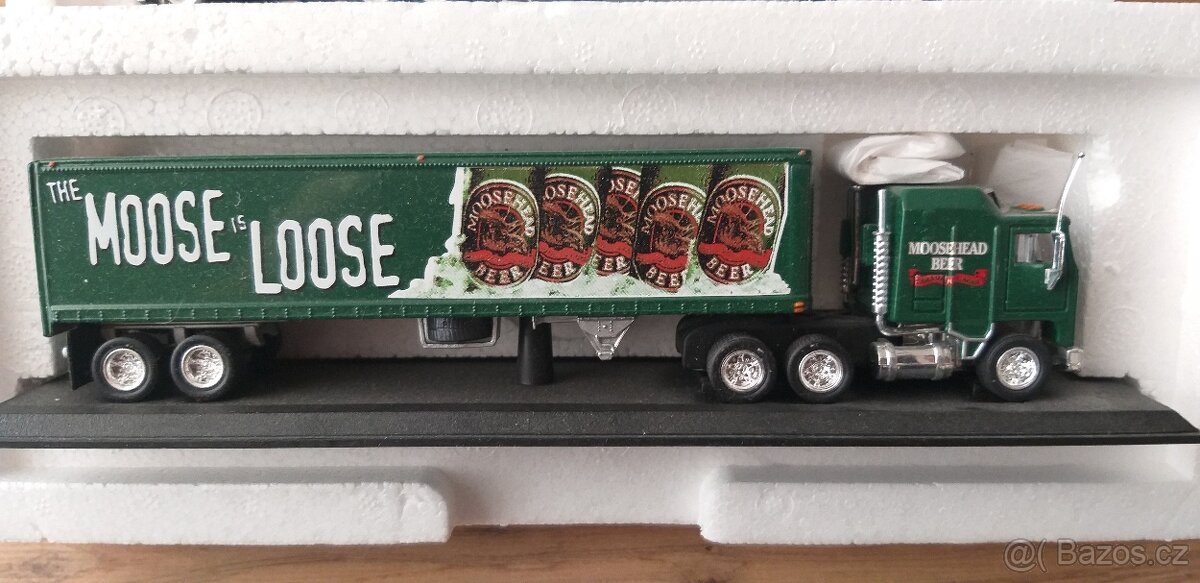 4 x MATCHBOX CONVOY CCY, HARLEY DAVIDSON