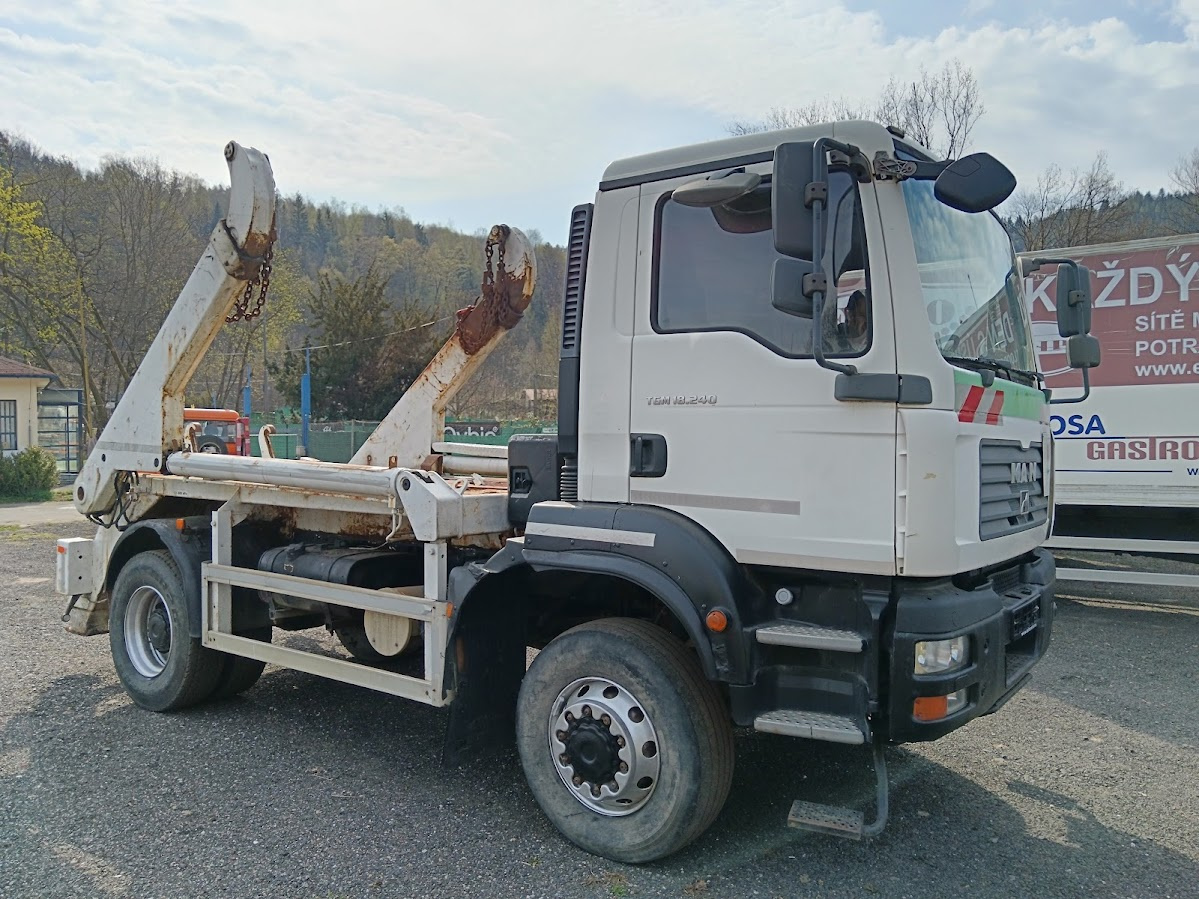 MAN TGM 18.240 4X4 -