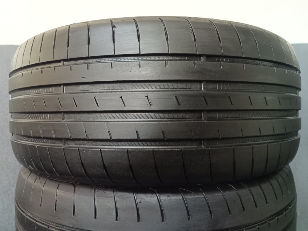 245/45 R18 GOODYEAR (3019)
