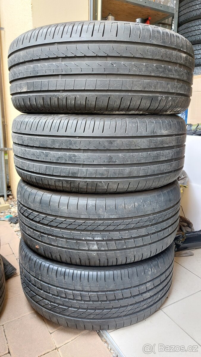 Pneu letní, 4 ks, rozměr 245/40/19, 98Y, zn. GOODYEAR