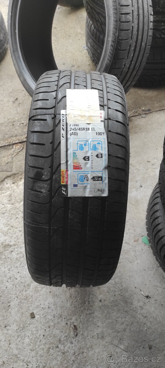 245/45 R18 Pirelli