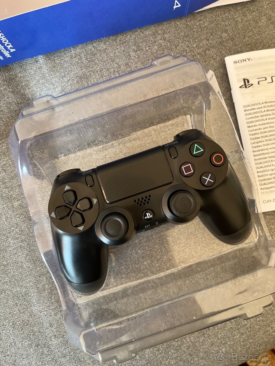 Bezdrátový Sony ovladač PS4