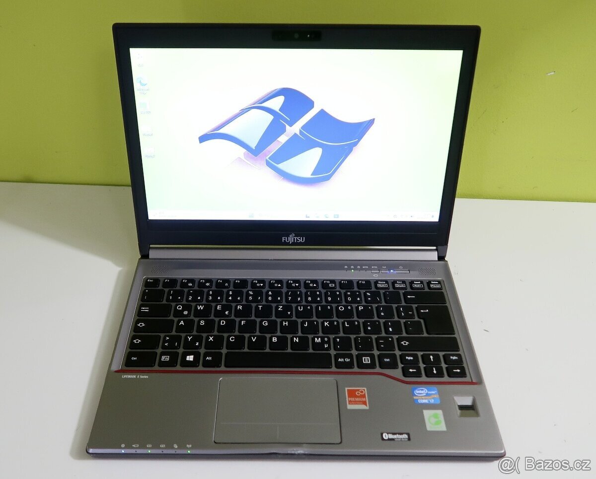 FUJITSU E733 /i7-3632QM/8GB/SSD256GB/WIN11/ZÁRUKA