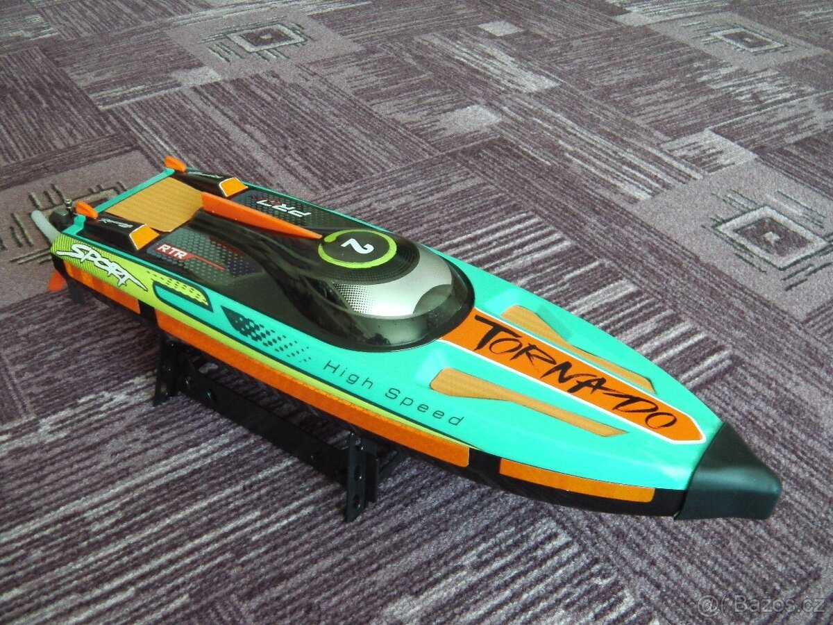 RC loď Tornado