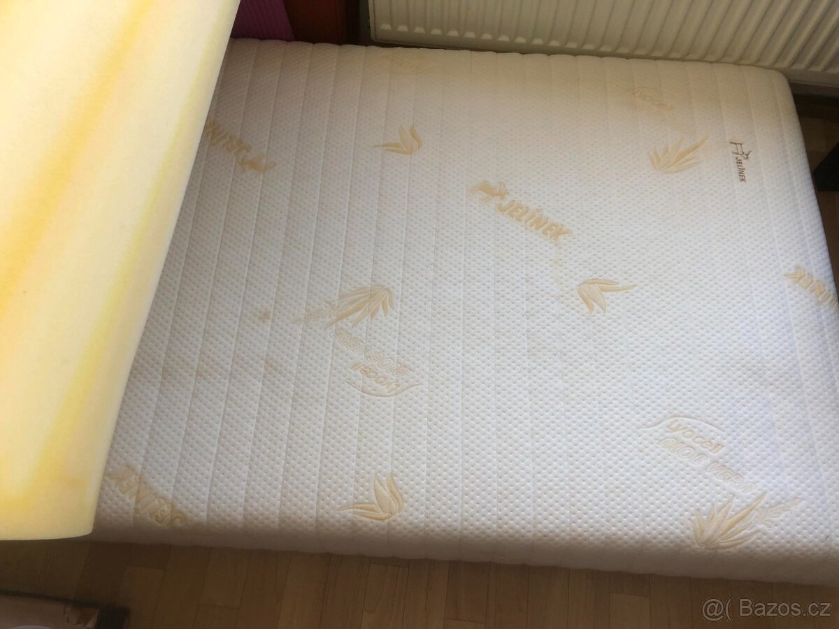 Rost s matrací