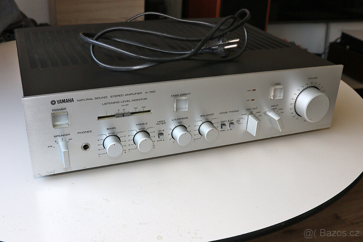 Yamaha A760