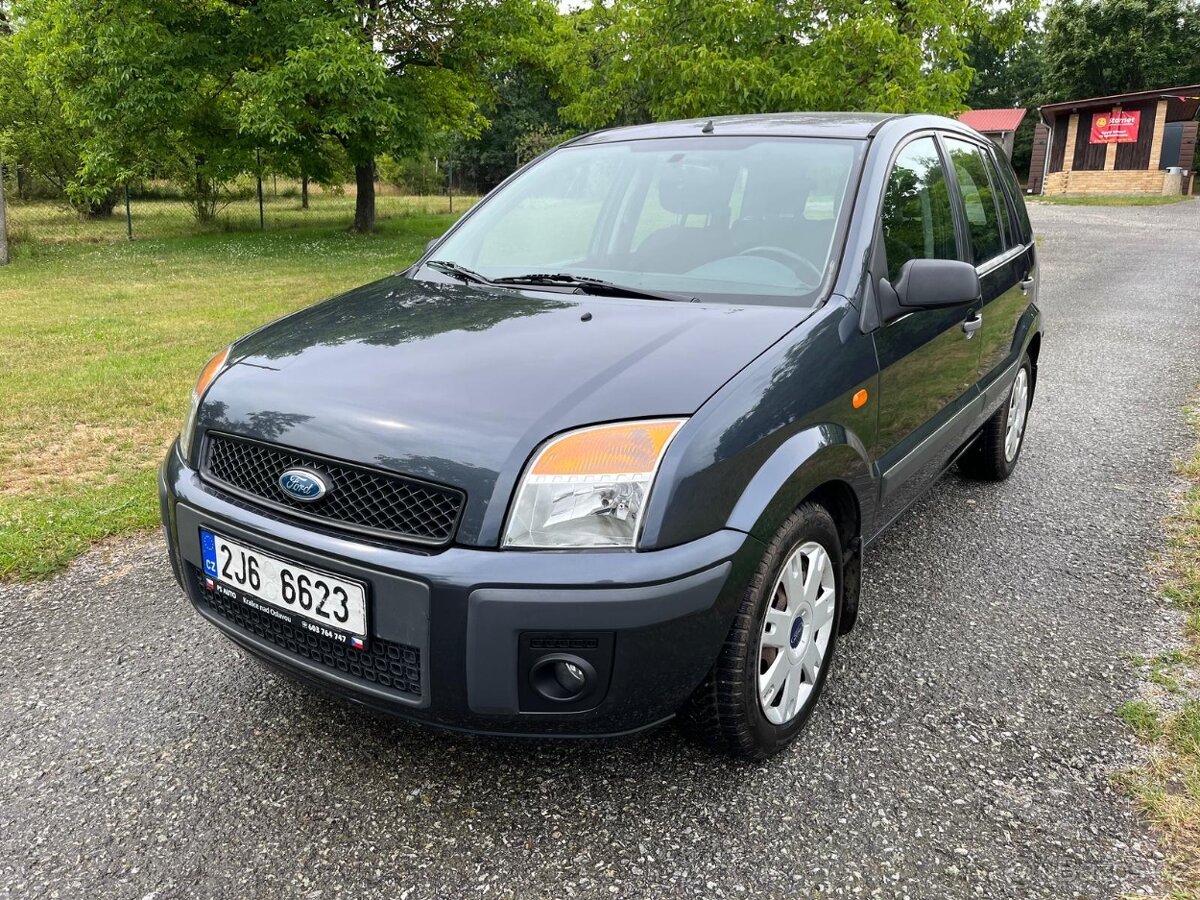 FORD FUSION FACELIFT 1,4i 16V 59KW KLIMA 2.MAJITEL ČR