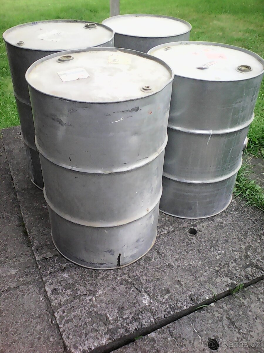Pozinkované sudy 200l