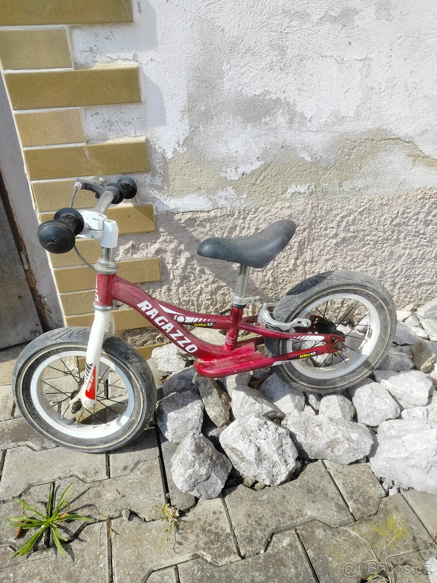 Dětské odrážedlo