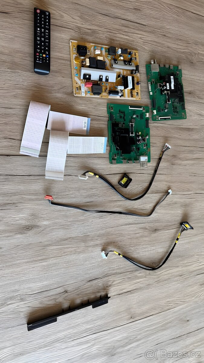 Samsung UE50TU8072UXXH - Veškeré náhradní díly