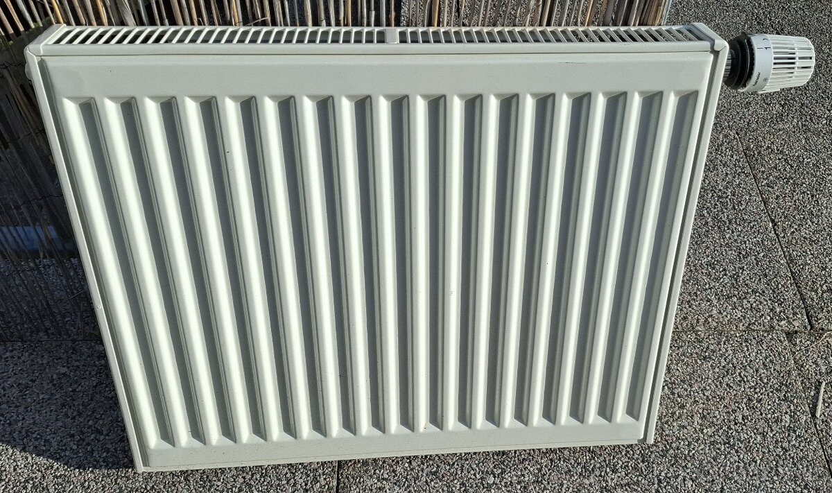Radiátor Korado Radik VK 500x600mm Typ 11 včetně hlavice