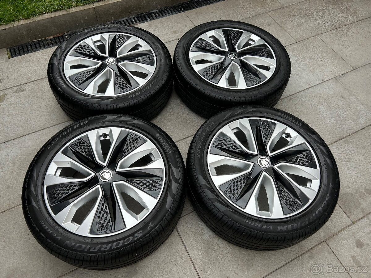 Originální alu kola Kodiaq R19